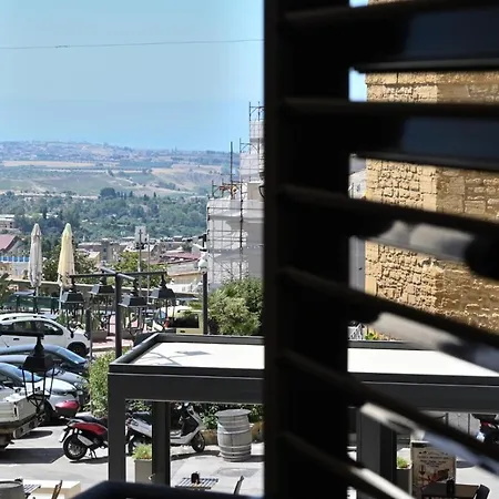 Casa Vacanze Enjoy Apartment *